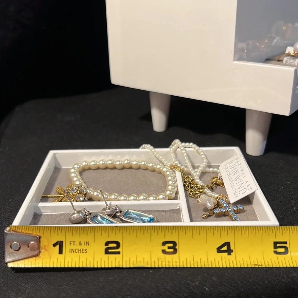 gloss white piano jewelry box